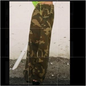 Zara High Waisted Camo Wide Leg Pants
